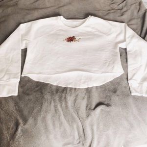 🌻 CLEAR OUT🌻 cropped rose sweatshirt